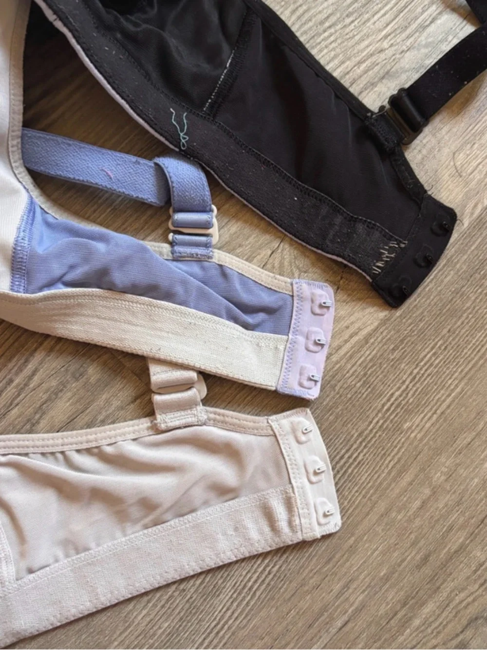 Lululemon 32D Sports Bra Bundle 3 Pc Neutral Colors of Purple Gray White Striped